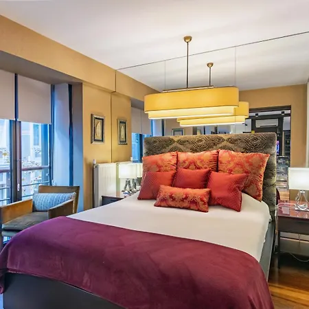 Deger 16 Residences *