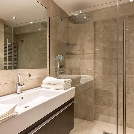 Deger 16 Residences Apartament *