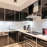 Deger 16 Residences Apartamento