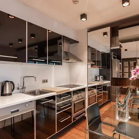 아파트 Deger 16 Residences *