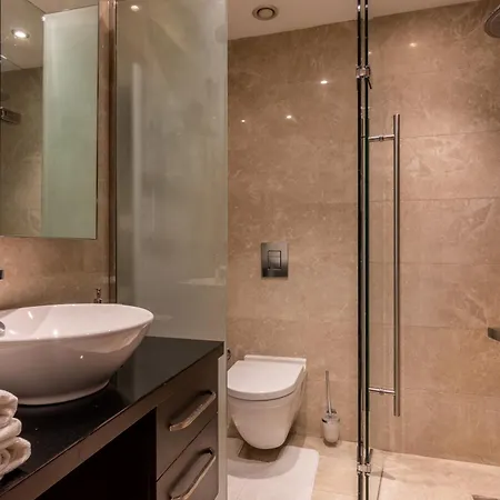 Deger 16 Residences Apartman *